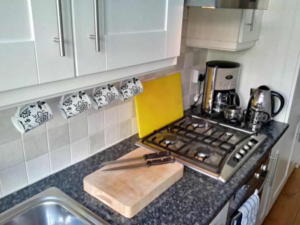 Luxury Holland Park, Sleeps 2, Free S'Fast Wifi Lejlighed London Eksteriør billede