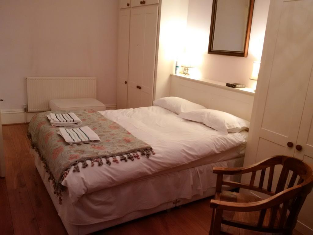 Luxury Holland Park, Sleeps 2, Free S'Fast Wifi Lejlighed London Eksteriør billede